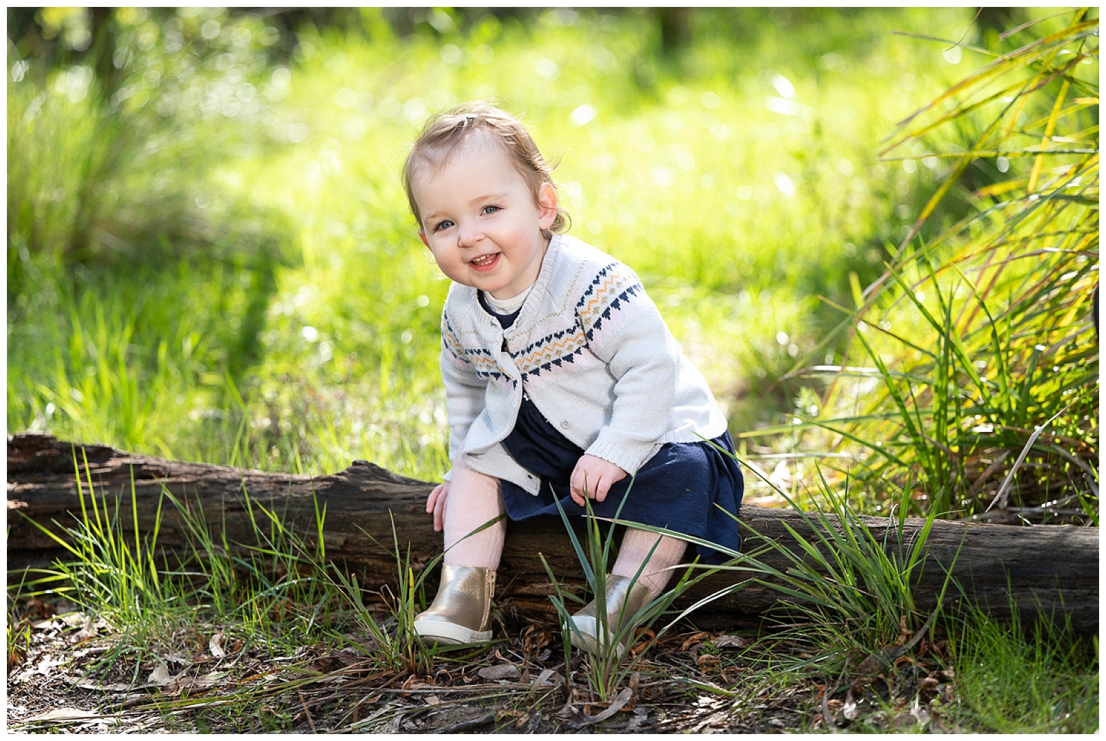 Knitted cardigans and gumboots
